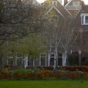 https://bed-breakfast-maria.zandvoort-hotels.com